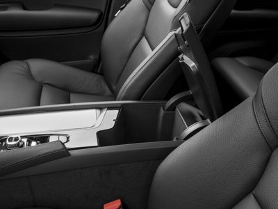 2017 Volvo XC90 T6 AWD 7-Passenger Momentum