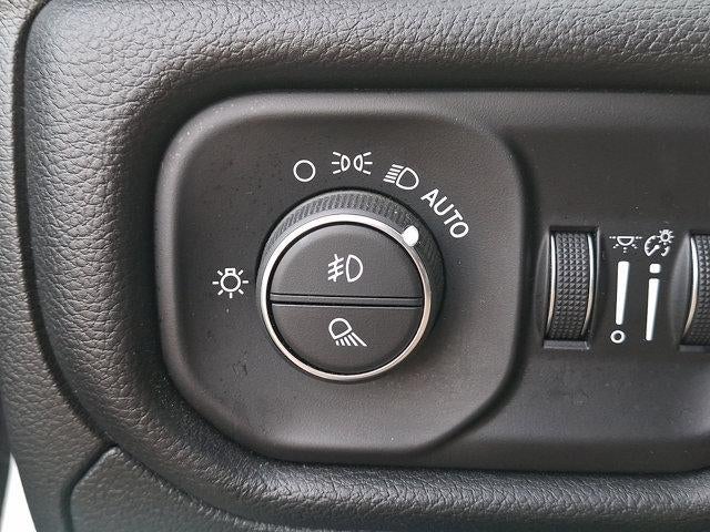 2025 RAM 1500 Laramie 4x4 Crew Cab 5'7" Box