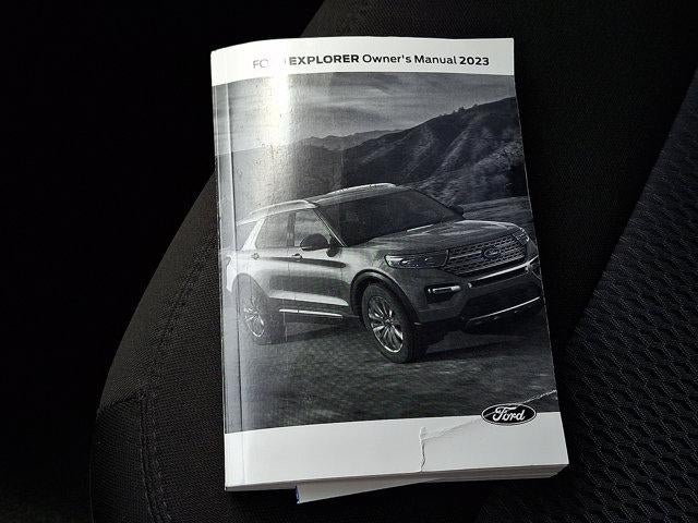 2023 Ford Explorer XLT 4WD