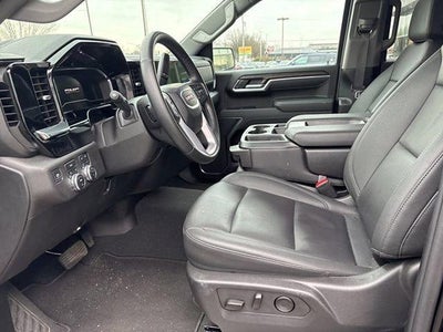 2025 GMC Sierra 1500 Crew Cab Short Box 4-Wheel Drive SLT