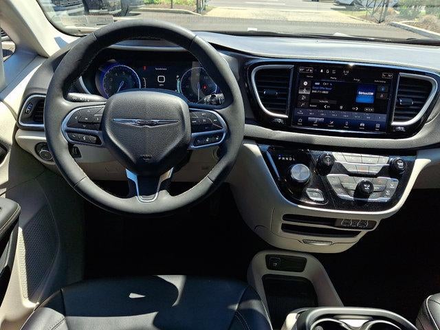 2024 Chrysler Pacifica Touring L FWD