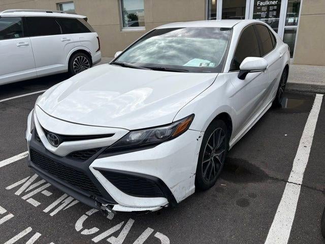 2024 Toyota Camry SE Auto (SE)