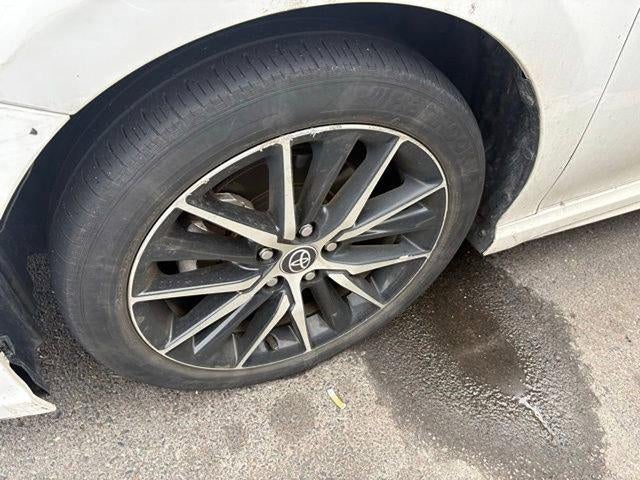 2024 Toyota Camry SE Auto (SE)