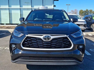 2025 Toyota Highlander XLE AWD (Natl)