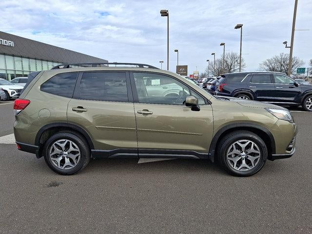 2024 Subaru Forester Premium AWD