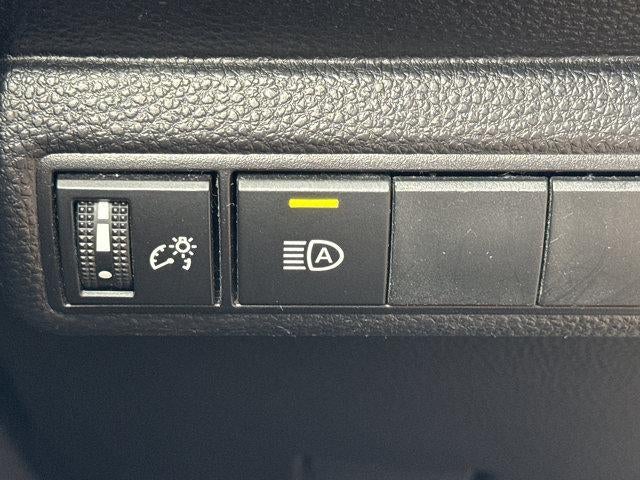 2022 Toyota Corolla LE CVT (Natl)