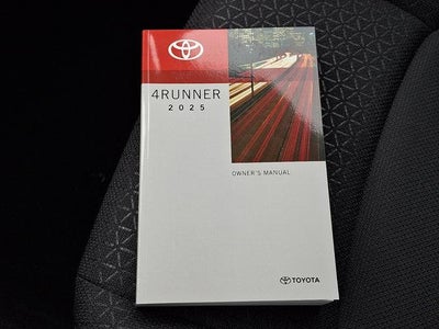 2025 Toyota 4Runner SR5 4WD (GS)