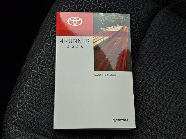 2025 Toyota 4Runner SR5 4WD (GS)