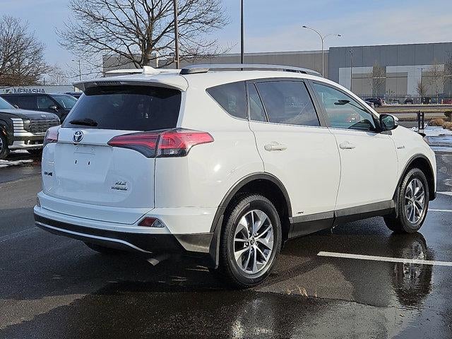 2017 Toyota RAV4 Hybrid XLE AWD (Natl)