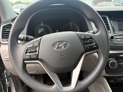 2016 Hyundai TUCSON AWD 4dr SE