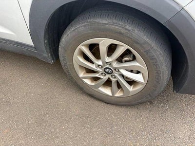 2016 Hyundai TUCSON AWD 4dr SE