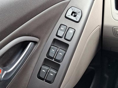 2014 Hyundai TUCSON FWD 4dr SE