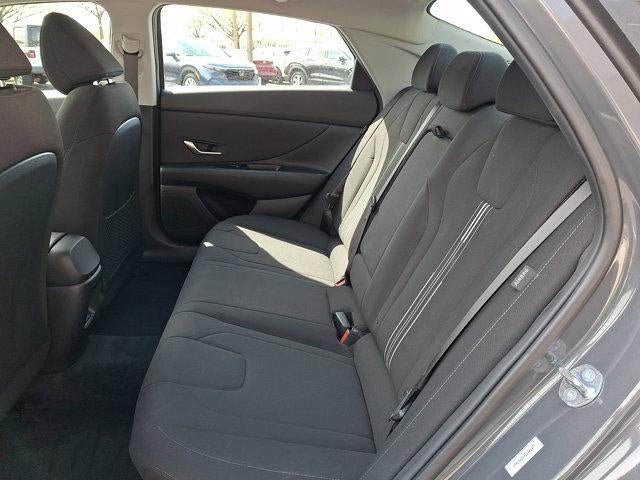 2025 Hyundai ELANTRA SEL Convenience IVT