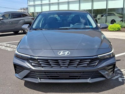 2025 Hyundai ELANTRA SEL Convenience IVT