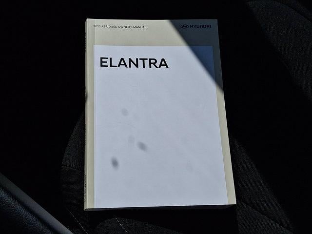 2025 Hyundai ELANTRA SEL Convenience IVT