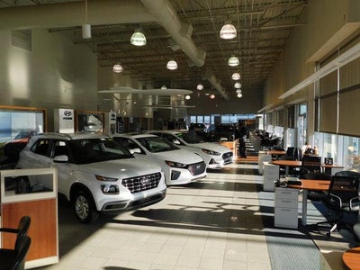 2025 Hyundai ELANTRA SEL Convenience IVT