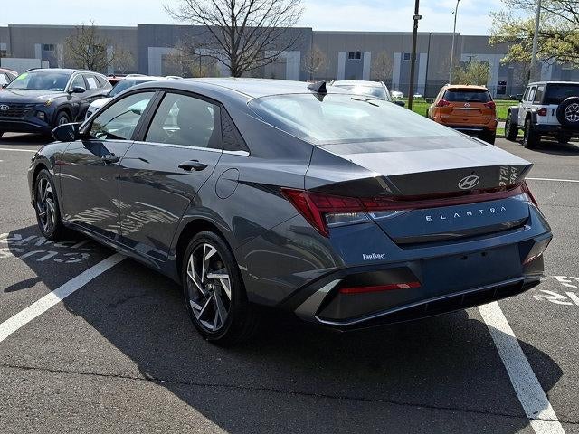 2025 Hyundai ELANTRA SEL Convenience IVT