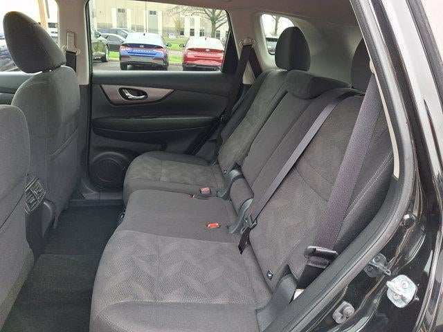 2016 Nissan Rogue FWD 4dr SV